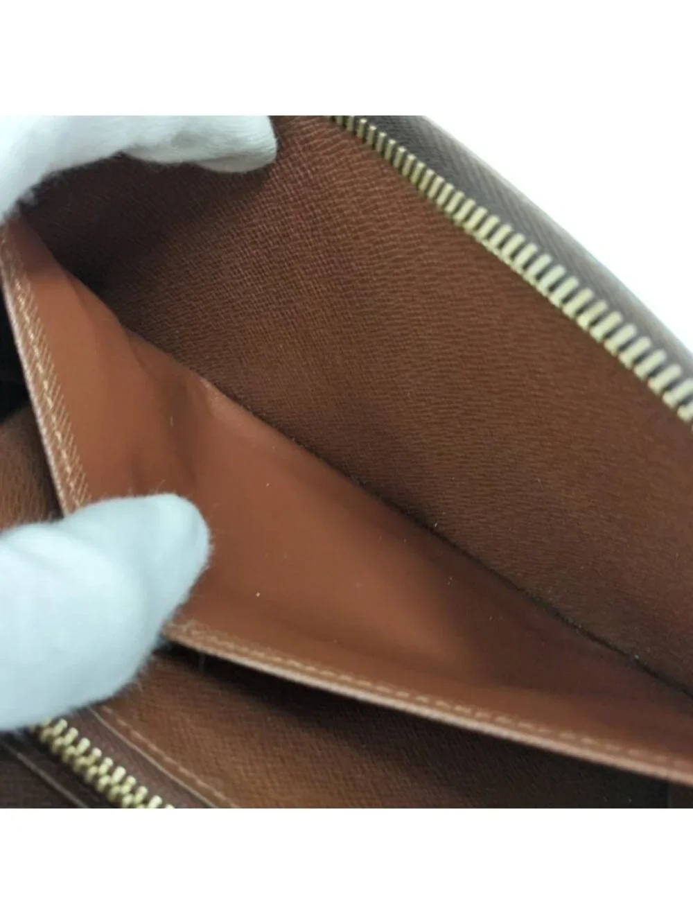 Louis Vuitton Zippy Wallet Zip Around